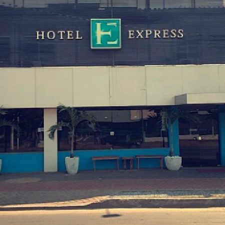 Hotel Express - Leva E Busca No Aeroporto Gratis 24 Horas Varzea Grande  Exterior photo